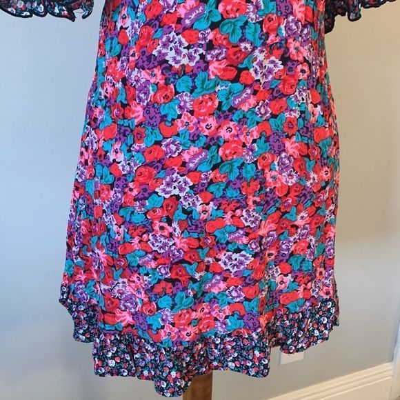 [RIXO] Colorful Floral Pattern Dress - Size 6 - Picture 3 of 8